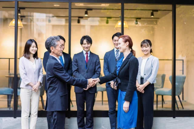 経営トップが今こそ知りたい「帝王学」！2025年、変化の波を乗りこなす社長の学びとは？